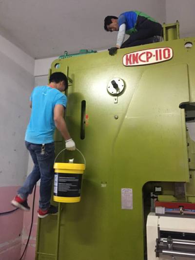 Dầu thủy lực cho máy ép