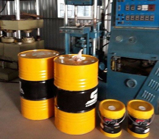 Dầu thủy lực 68 cho máy ép kim loại