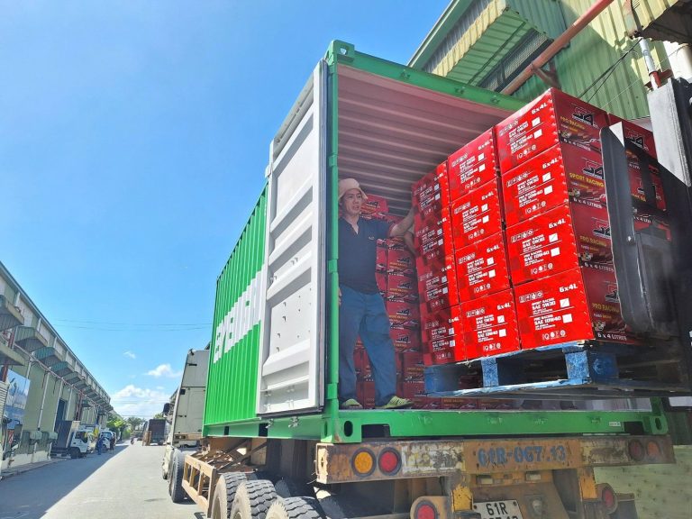 Container nhập hàng dầu nhớt S4